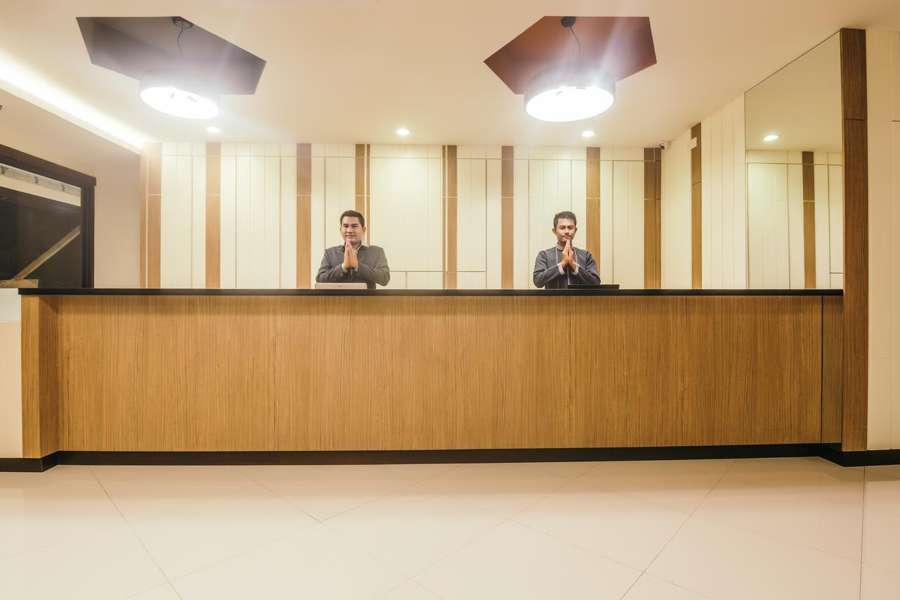 Memoire Hornbill Hotel Kuching Extérieur photo