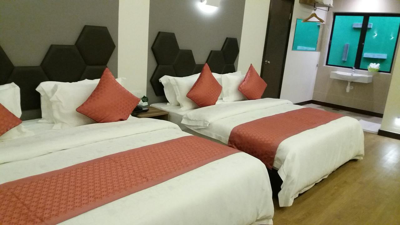 Memoire Hornbill Hotel Kuching Extérieur photo