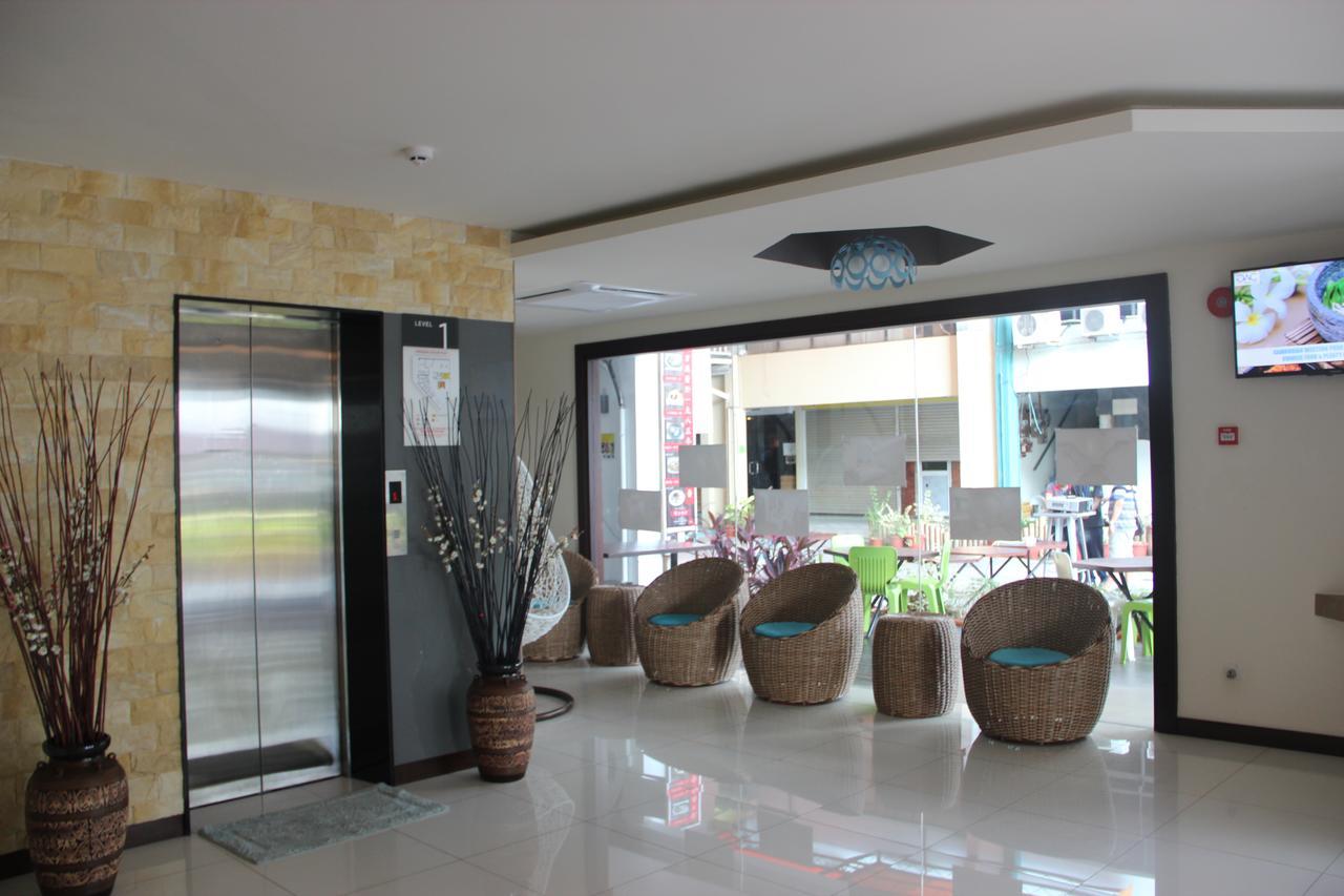 Memoire Hornbill Hotel Kuching Extérieur photo