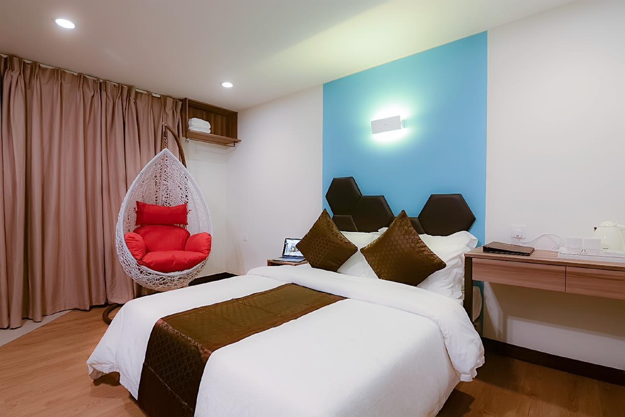 Memoire Hornbill Hotel Kuching Extérieur photo