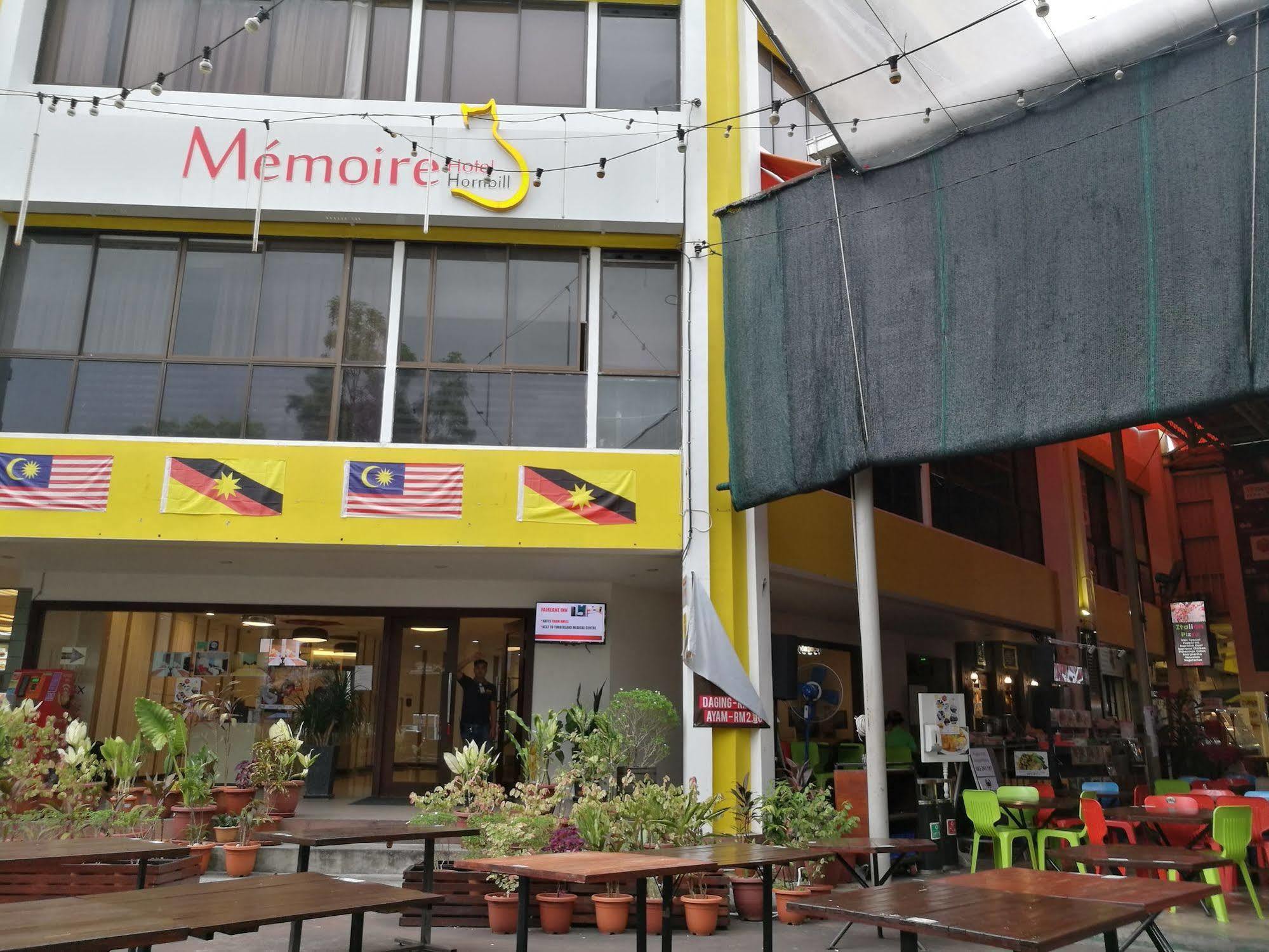 Memoire Hornbill Hotel Kuching Extérieur photo